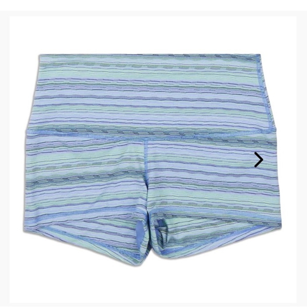 NWT Lululemon Boogie Short Roll Down